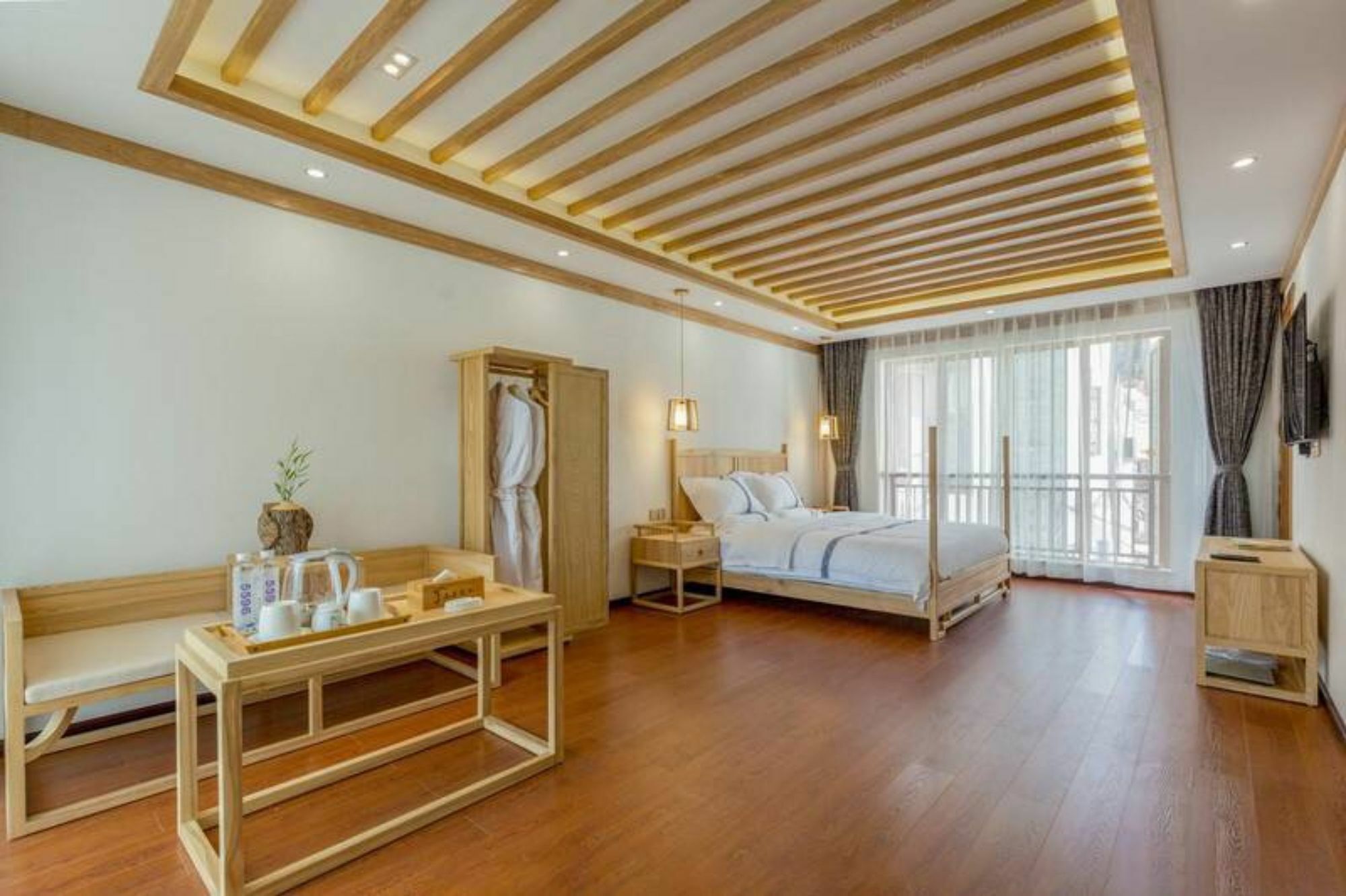 ホテル The South House 麗江市 エクステリア 写真
